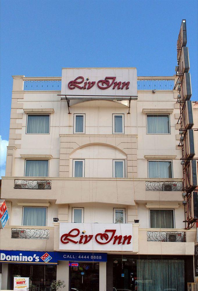 Liv Inn - Naraina New Delhi Bagian luar foto